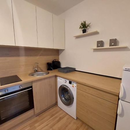 Utulny Apartman V Centre Bb Banská Bystrica Exteriör bild