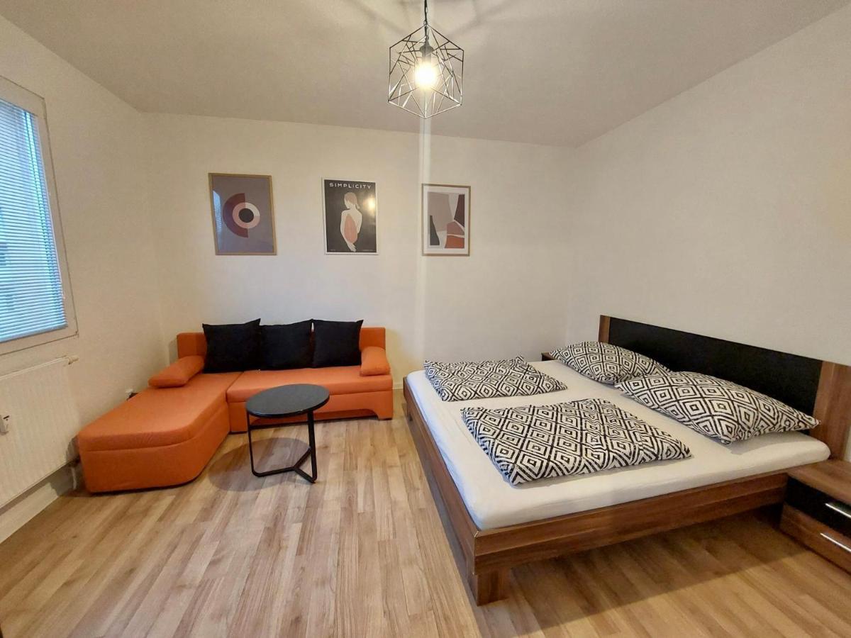 Utulny Apartman V Centre Bb Banská Bystrica Exteriör bild